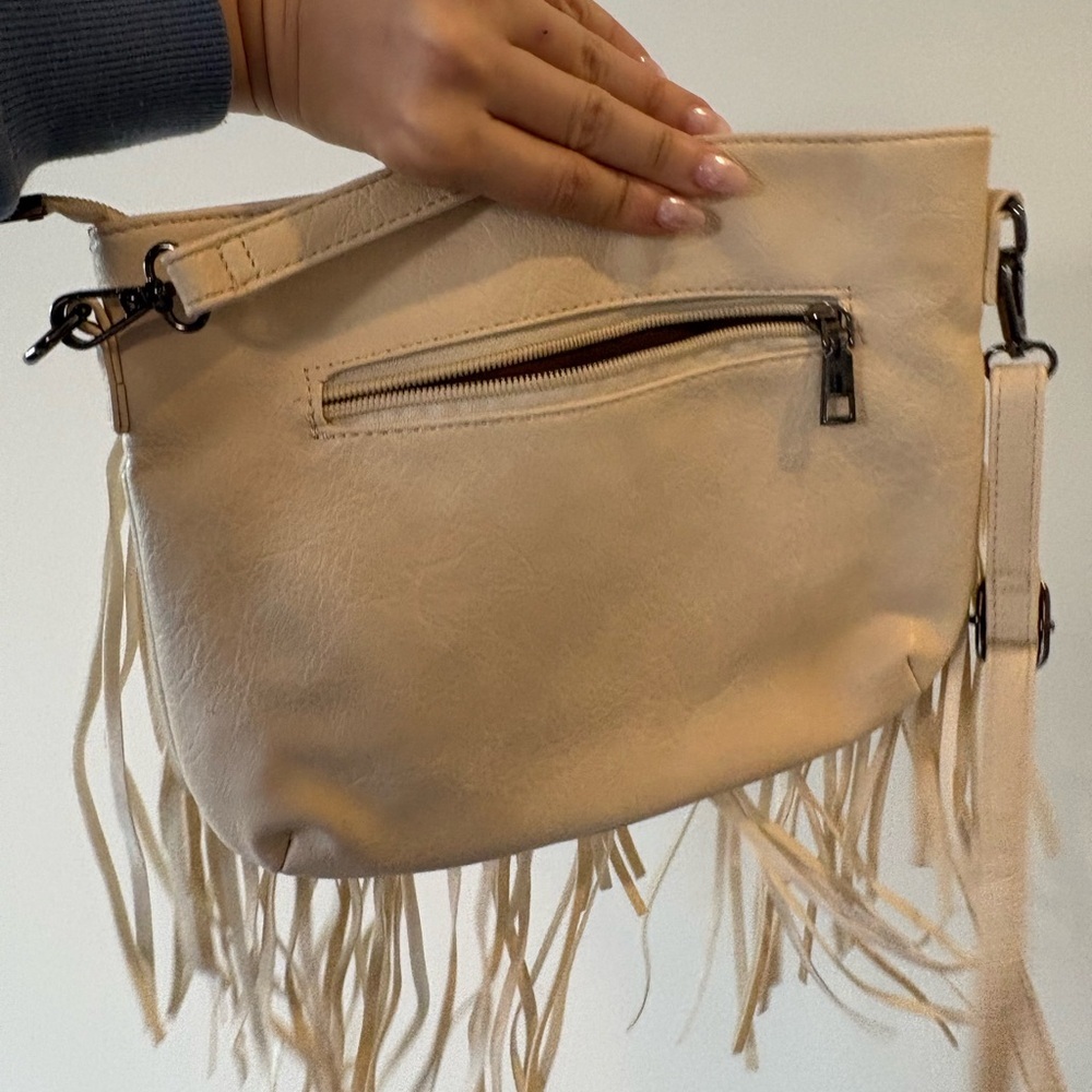 Fringe Y2K cream studded shoulder/ crossbody bag - Picture 4 of 8